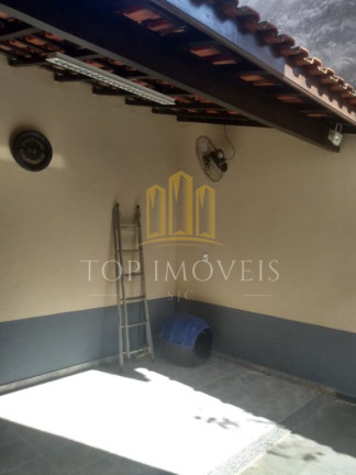 Imagem Sobrado com 3 Quartos à Venda, 300 m² em Jardim São Luis - Jacareí