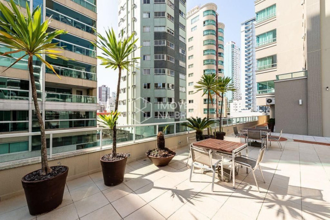 Imagem Apartamento com 3 Quartos à Venda, 160 m² em Centro - Balneário Camboriú Imagem Apartamento com 3 Quartos à Venda, 160 m² em Centro - Balneário Camboriú
