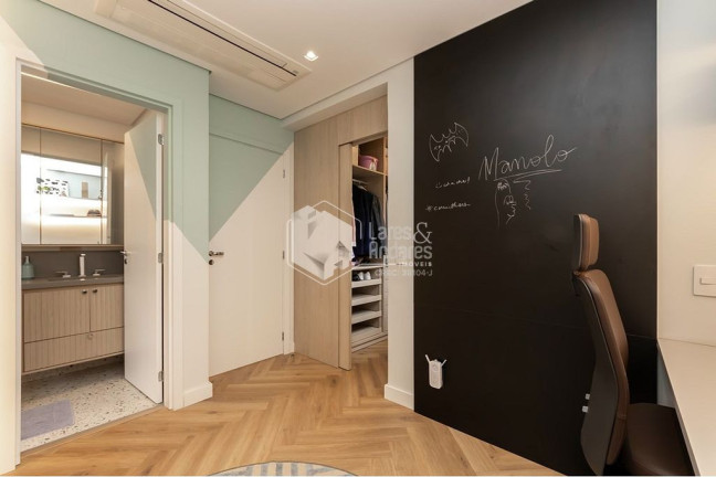 Imagem Apartamento com 3 Quartos à Venda, 244 m² em Vila Andrade - São Paulo Imagem Apartamento com 3 Quartos à Venda, 244 m² em Vila Andrade - São Paulo