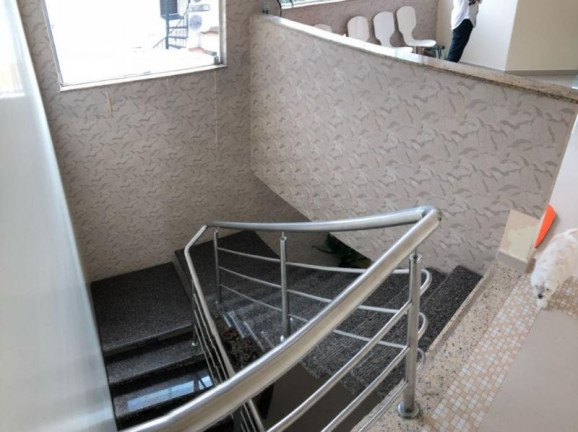 Imagem Imóvel com 4 Quartos à Venda, 750 m² em Tarumã - Manaus Imagem Imóvel com 4 Quartos à Venda, 750 m² em Tarumã - Manaus