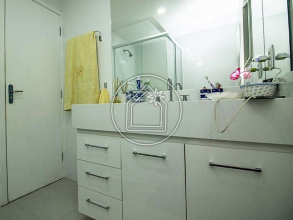Imagem Apartamento com 3 Quartos à Venda, 200 m² em Ipanema - Rio De Janeiro Imagem Apartamento com 3 Quartos à Venda, 200 m² em Ipanema - Rio De Janeiro