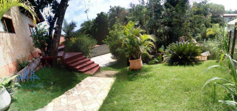 Imagem Casa com 2 Quartos à Venda, 180 m² em Rio Tavares - Florianópolis Imagem Casa com 2 Quartos à Venda, 180 m² em Rio Tavares - Florianópolis