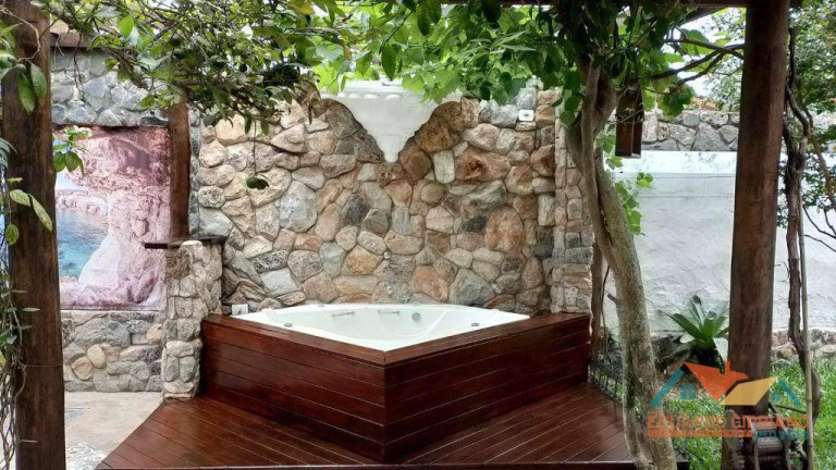 Casa com 3 Quartos à Venda ou Locação, 390 m² em Pontal De Santa Marina - Caraguatatuba