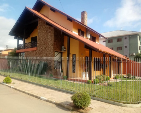 Imagem Imóvel com 4 Quartos à Venda, em Centro - Nova Petrópolis Imagem Imóvel com 4 Quartos à Venda, em Centro - Nova Petrópolis