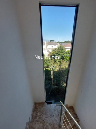 Imagem Sobrado com 3 Quartos à Venda, 120 m² em Uberaba - Curitiba Imagem Sobrado com 3 Quartos à Venda, 120 m² em Uberaba - Curitiba