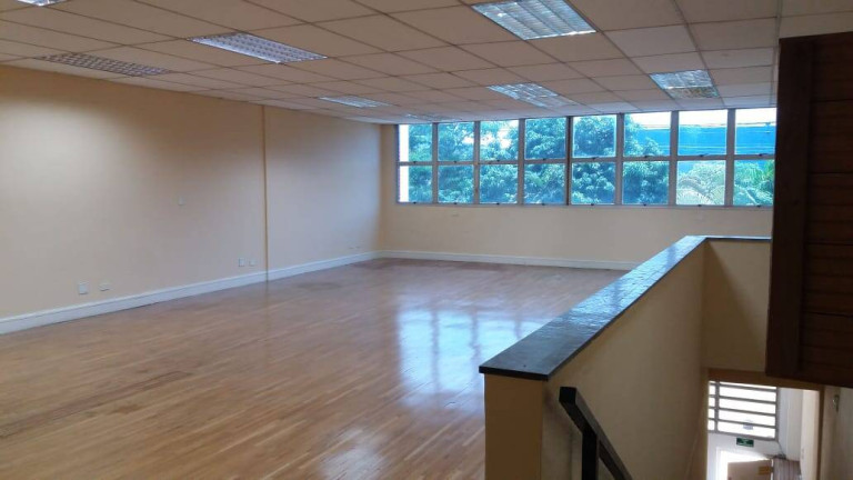 Imagem Galpão para Alugar, 800 m² em Alphaville Industrial - Barueri