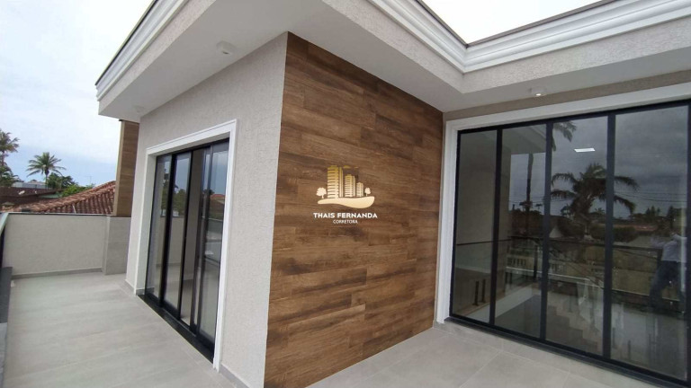 Imagem Casa com 3 Quartos à Venda, 280 m² em Flórida - Praia Grande Imagem Casa com 3 Quartos à Venda, 280 m² em Flórida - Praia Grande