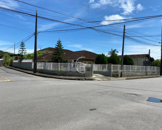 Imagem Casa com 5 Quartos à Venda, 196 m² em Anita Garibaldi - Joinville