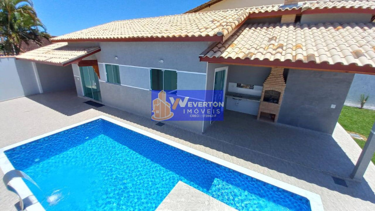 Casa com 3 Quartos à Venda, 261 m² em Bopiranga - Itanhaém