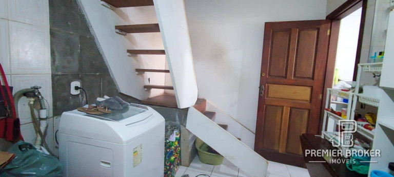 Imagem Casa com 4 Quartos à Venda, 145 m² em Artistas - Teresópolis Imagem Casa com 4 Quartos à Venda, 145 m² em Artistas - Teresópolis