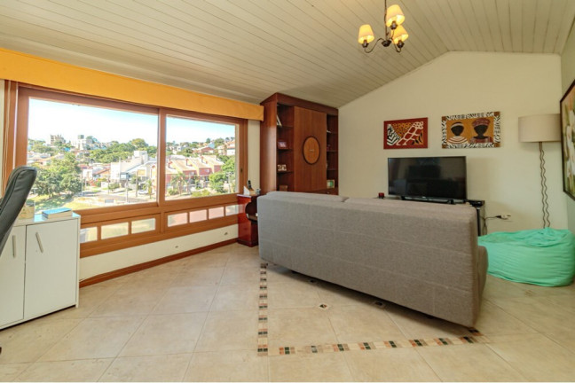 Imagem Casa com 3 Quartos à Venda, 160 m² em Chácara Das Pedras - Porto Alegre Imagem Casa com 3 Quartos à Venda, 160 m² em Chácara Das Pedras - Porto Alegre