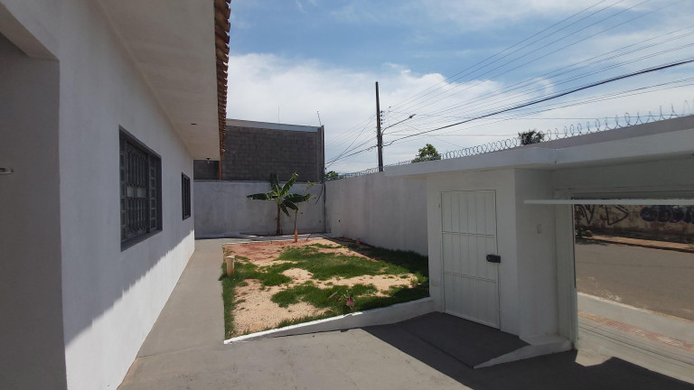 Imagem Casa com 3 Quartos à Venda, 224 m² em Jardim Tijuca - Campo Grande