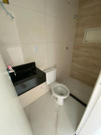 Imagem Casa de Vila com 4 Quartos à Venda, 120 m² em Vila Praiana - Lauro De Freitas Imagem Casa de Vila com 4 Quartos à Venda, 120 m² em Vila Praiana - Lauro De Freitas
