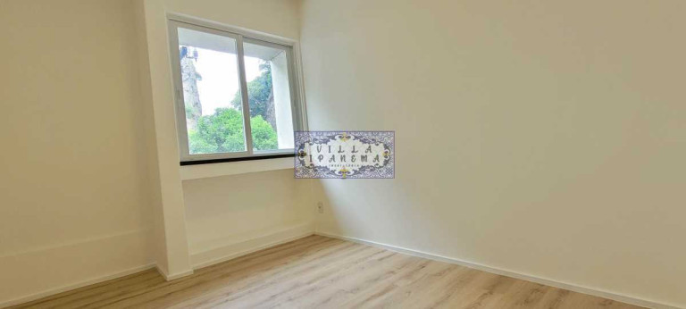 Imagem Apartamento com 3 Quartos à Venda, 100 m² em Laranjeiras - Rio De Janeiro Imagem Apartamento com 3 Quartos à Venda, 100 m² em Laranjeiras - Rio De Janeiro