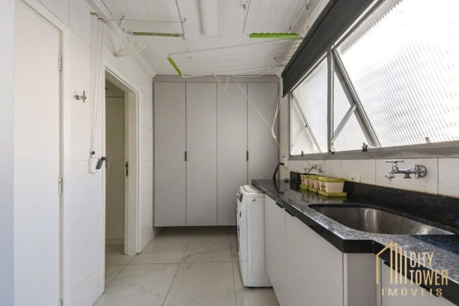 Imagem Apartamento com 4 Quartos à Venda, 183 m² em Moema - São Paulo