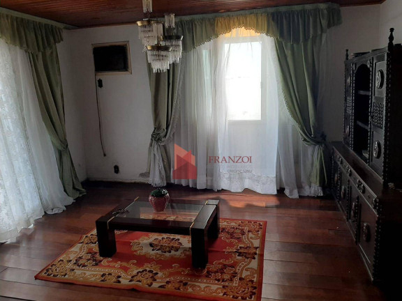 Imagem Sobrado com 5 Quartos à Venda, 330 m² em São João - Itajaí Imagem Sobrado com 5 Quartos à Venda, 330 m² em São João - Itajaí