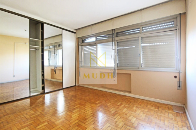 Imagem Apartamento com 3 Quartos à Venda, 135 m² em Independência - Porto Alegre Imagem Apartamento com 3 Quartos à Venda, 135 m² em Independência - Porto Alegre