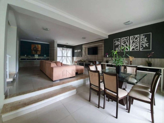 Imagem Imóvel com 3 Quartos à Venda, 378 m² em Condomínio Vila Verde - Cotia Imagem Imóvel com 3 Quartos à Venda, 378 m² em Condomínio Vila Verde - Cotia