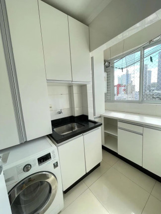 Imagem Apartamento com 3 Quartos à Venda, 134 m² em Centro - Balneário Camboriú Imagem Apartamento com 3 Quartos à Venda, 134 m² em Centro - Balneário Camboriú