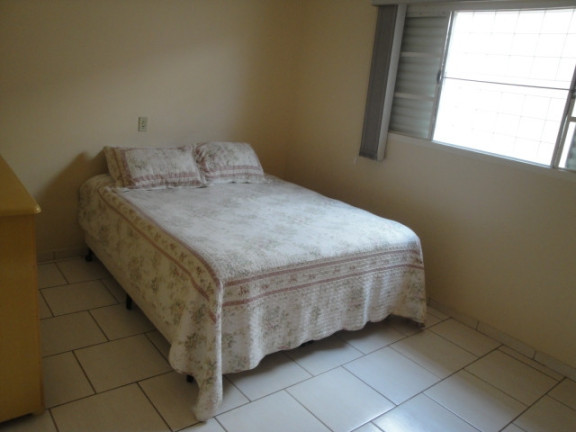 Imagem Casa com 2 Quartos à Venda, 200 m² em Jardim Vânia Maria - Bauru Imagem Casa com 2 Quartos à Venda, 200 m² em Jardim Vânia Maria - Bauru