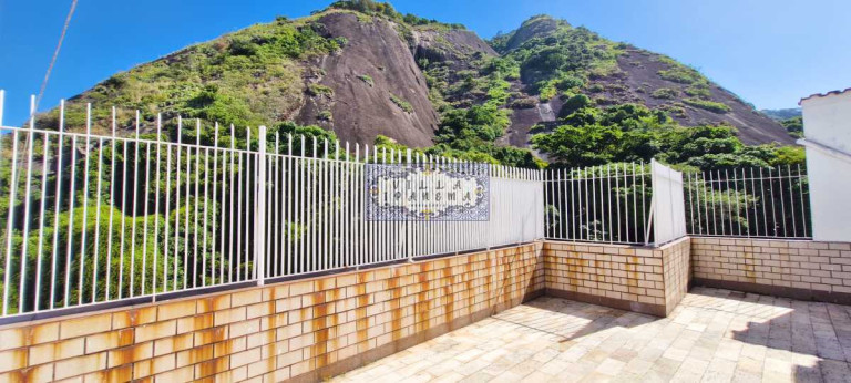 Imagem Apartamento com 2 Quartos à Venda, 80 m² em Copacabana - Rio De Janeiro Imagem Apartamento com 2 Quartos à Venda, 80 m² em Copacabana - Rio De Janeiro