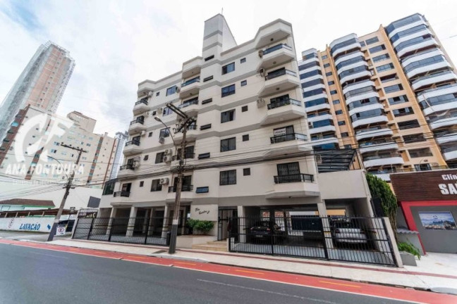 Imagem Apartamento com 3 Quartos à Venda, 120 m² em Centro - Balneário Camboriú Imagem Apartamento com 3 Quartos à Venda, 120 m² em Centro - Balneário Camboriú