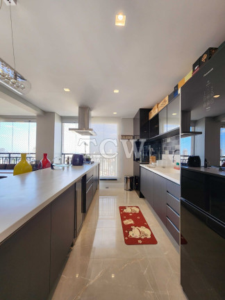 Imagem Apartamento com 3 Quartos à Venda, 250 m² em Aclimação - São Paulo