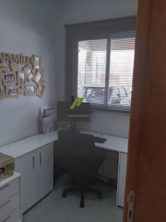 Imagem Casa de Condomínio com 3 Quartos à Venda, 183 m²