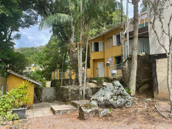 Imagem Casa de Vila com 5 Quartos à Venda, 630 m² em Morro Da Cruz - Florianópolis