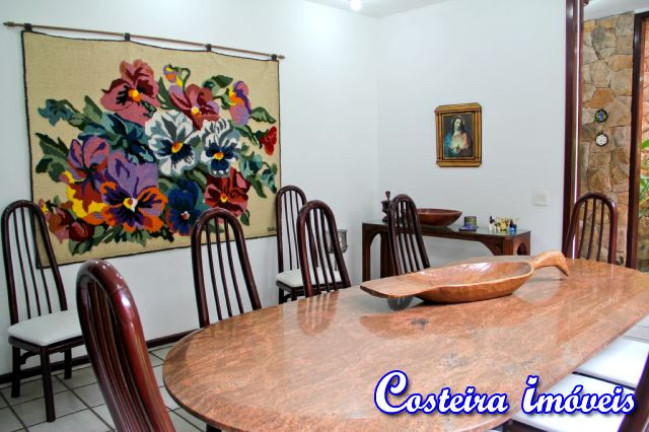Imagem Casa com 5 Quartos à Venda, 900 m² em Domingas Dias - Ubatuba
