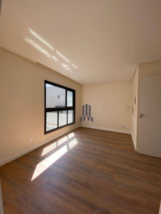 Imagem Casa com 3 Quartos à Venda, 187 m² em Santa Cândida - Curitiba