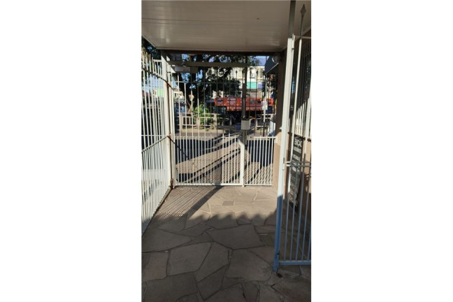 Imagem Imóvel com 3 Quartos à Venda, em Jardim Itu - Porto Alegre Imagem Imóvel com 3 Quartos à Venda, em Jardim Itu - Porto Alegre