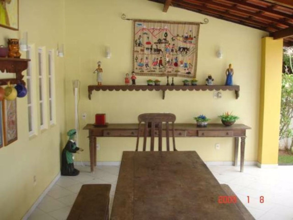 Imagem Casa com 5 Quartos à Venda, 200 m² em Estrada Do Coco - Lauro De Freitas Imagem Casa com 5 Quartos à Venda, 200 m² em Estrada Do Coco - Lauro De Freitas