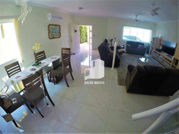 Imagem Sobrado com 4 Quartos à Venda, 232 m² em Balneário Flórida - Praia Grande