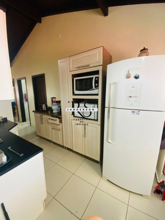 Imagem Casa com 2 Quartos à Venda, 80 m² em Centro - Torres Imagem Casa com 2 Quartos à Venda, 80 m² em Centro - Torres