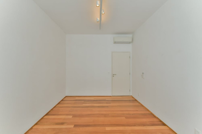 Imagem Casa com 4 Quartos à Venda, 345 m² em água Branca - São Paulo Imagem Casa com 4 Quartos à Venda, 345 m² em água Branca - São Paulo