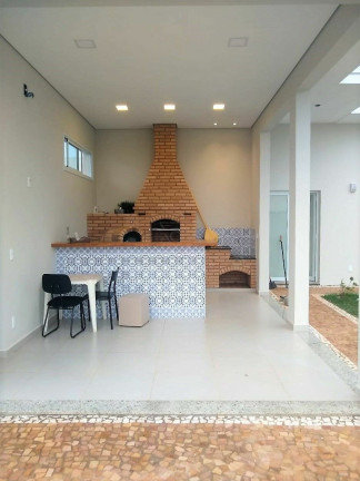 Imagem Casa com 4 Quartos à Venda, 307 m² em Recanto Dos Pássaros - Engenheiro Coelho Imagem Casa com 4 Quartos à Venda, 307 m² em Recanto Dos Pássaros - Engenheiro Coelho