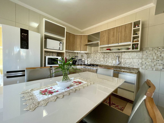 Imagem Sobrado com 3 Quartos à Venda, 136 m² em Salinas - Balneário Barra Do Sul Imagem Sobrado com 3 Quartos à Venda, 136 m² em Salinas - Balneário Barra Do Sul