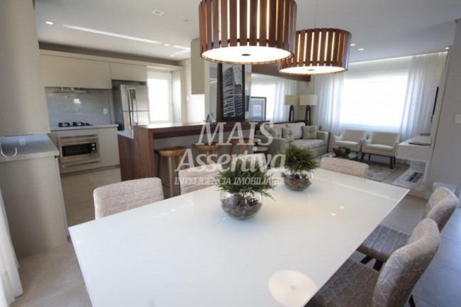 Imagem Casa com 2 Quartos à Venda, 106 m² em Centro - Canela Imagem Casa com 2 Quartos à Venda, 106 m² em Centro - Canela