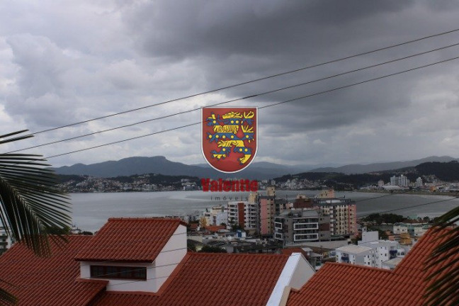 Imagem Casa com 3 Quartos à Venda, 426 m² em Itaguaçu - Florianópolis Imagem Casa com 3 Quartos à Venda, 426 m² em Itaguaçu - Florianópolis