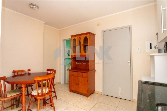Imagem Apartamento com 3 Quartos à Venda, 81 m² em Higienópolis - Porto Alegre Imagem Apartamento com 3 Quartos à Venda, 81 m² em Higienópolis - Porto Alegre