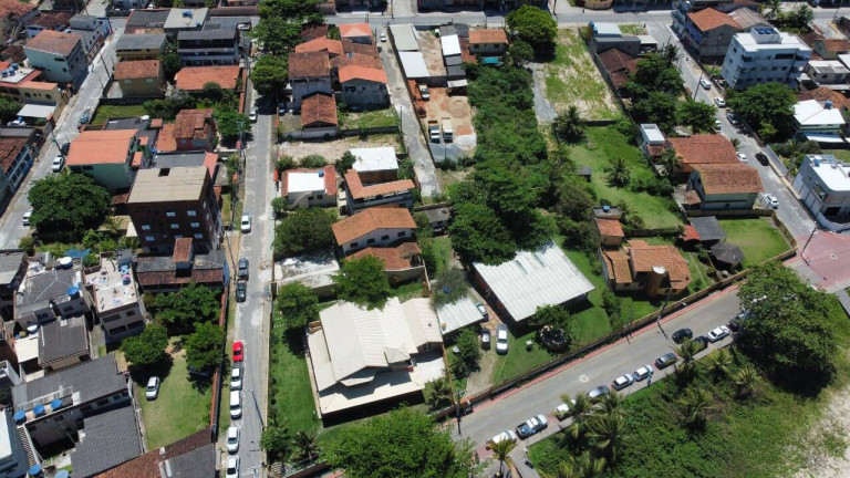 Imagem Casa com 5 Quartos à Venda, 1 m² em Itaoca - Itapemirim