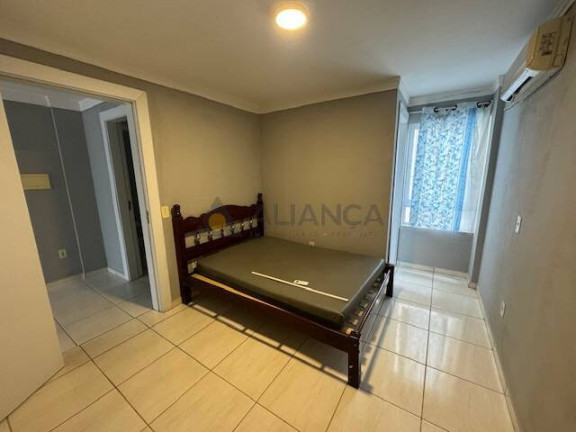 Imagem Apartamento com 2 Quartos para Alugar, 70 m² em Centro - Navegantes