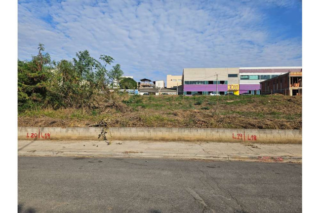 Terreno à Venda, 260 m² em Jardim Aurea - Salto De Pirapora
