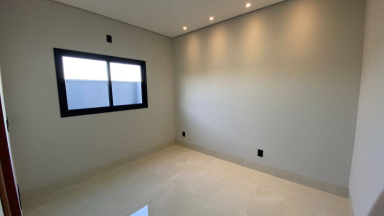 Imagem Casa com 3 Quartos à Venda, 141 m² em Tijucal - Cuiabá Imagem Casa com 3 Quartos à Venda, 141 m² em Tijucal - Cuiabá