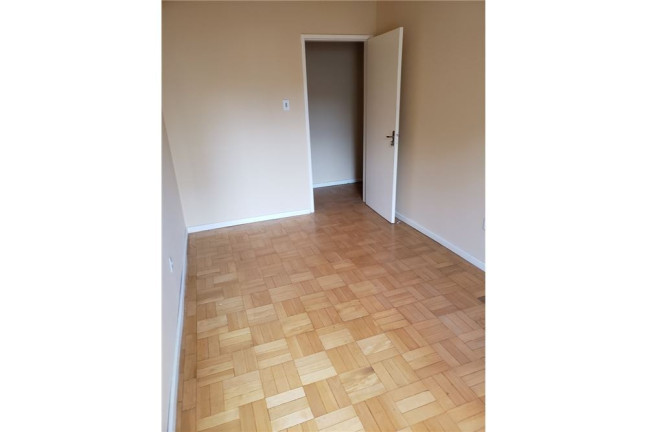 Imagem Imóvel com 2 Quartos à Venda,  em Auxiliadora - Porto Alegre