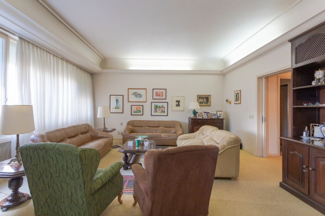 Imagem Apartamento com 3 Quartos à Venda, 231 m² em Moinhos De Vento - Porto Alegre Imagem Apartamento com 3 Quartos à Venda, 231 m² em Moinhos De Vento - Porto Alegre