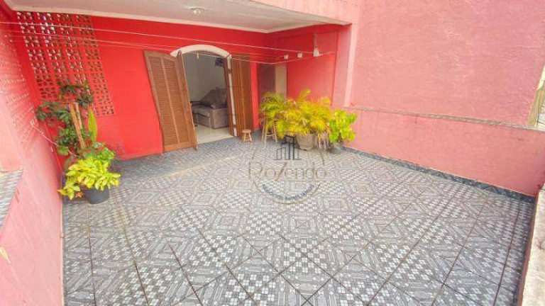 Imagem Sobrado com 3 Quartos à Venda, 288 m² em Parque Dos Bancários - São Paulo Imagem Sobrado com 3 Quartos à Venda, 288 m² em Parque Dos Bancários - São Paulo