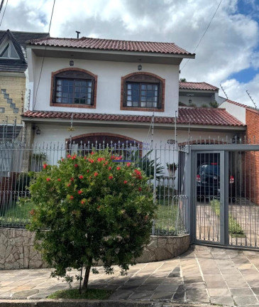 Imagem Casa com 3 Quartos à Venda, 244 m² em Cavalhada - Porto Alegre Imagem Casa com 3 Quartos à Venda, 244 m² em Cavalhada - Porto Alegre