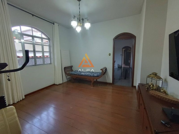 Imagem Casa com 3 Quartos à Venda, 437 m² Imagem Casa com 3 Quartos à Venda, 437 m²